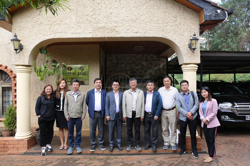 04 區(qū)域總部合影.jpg