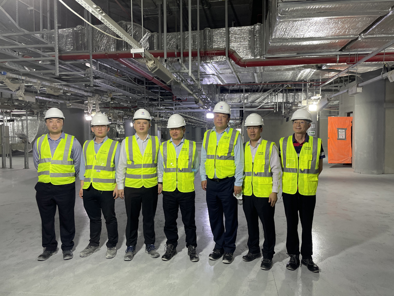 季曉勇一行實地考察、調研科威特國際機場新航站樓項目 (2).jpg