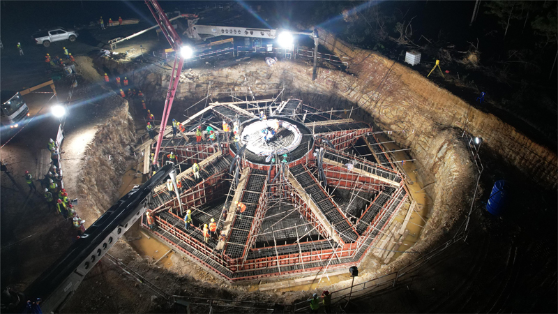 01 WA113風(fēng)機(jī)基礎(chǔ)澆筑現(xiàn)場.jpg