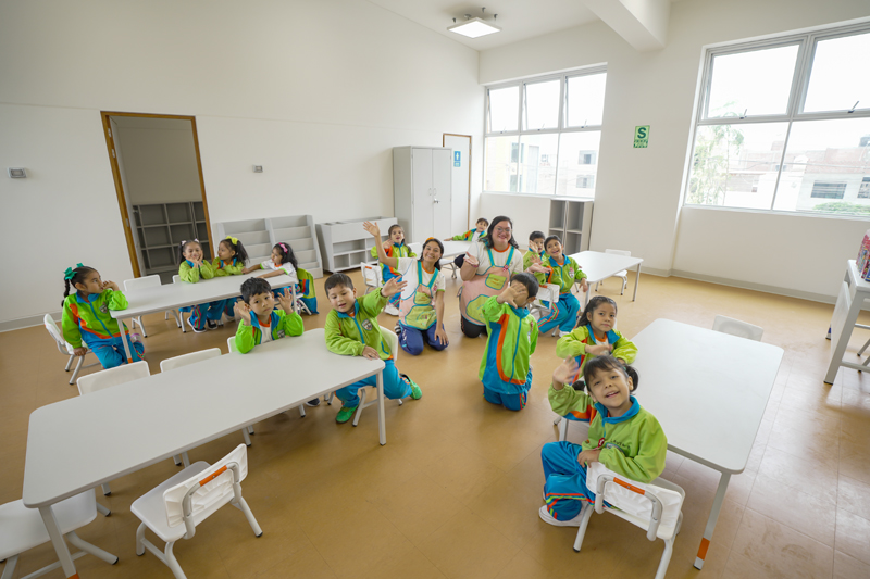 2-小朋友進入新教室-1.jpg